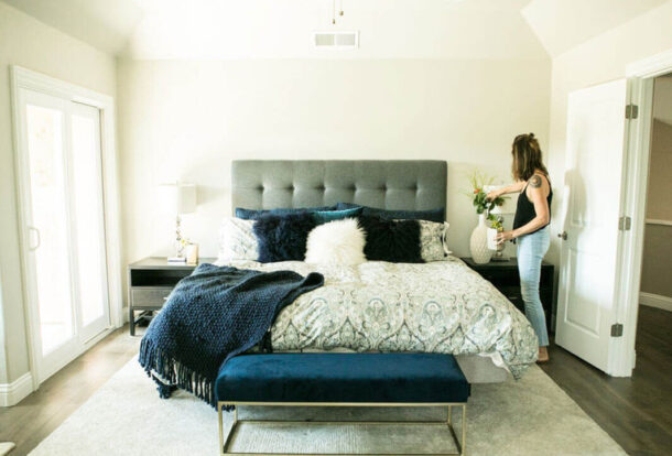 sofa cleaning services in noida