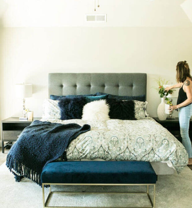 sofa cleaning services in noida