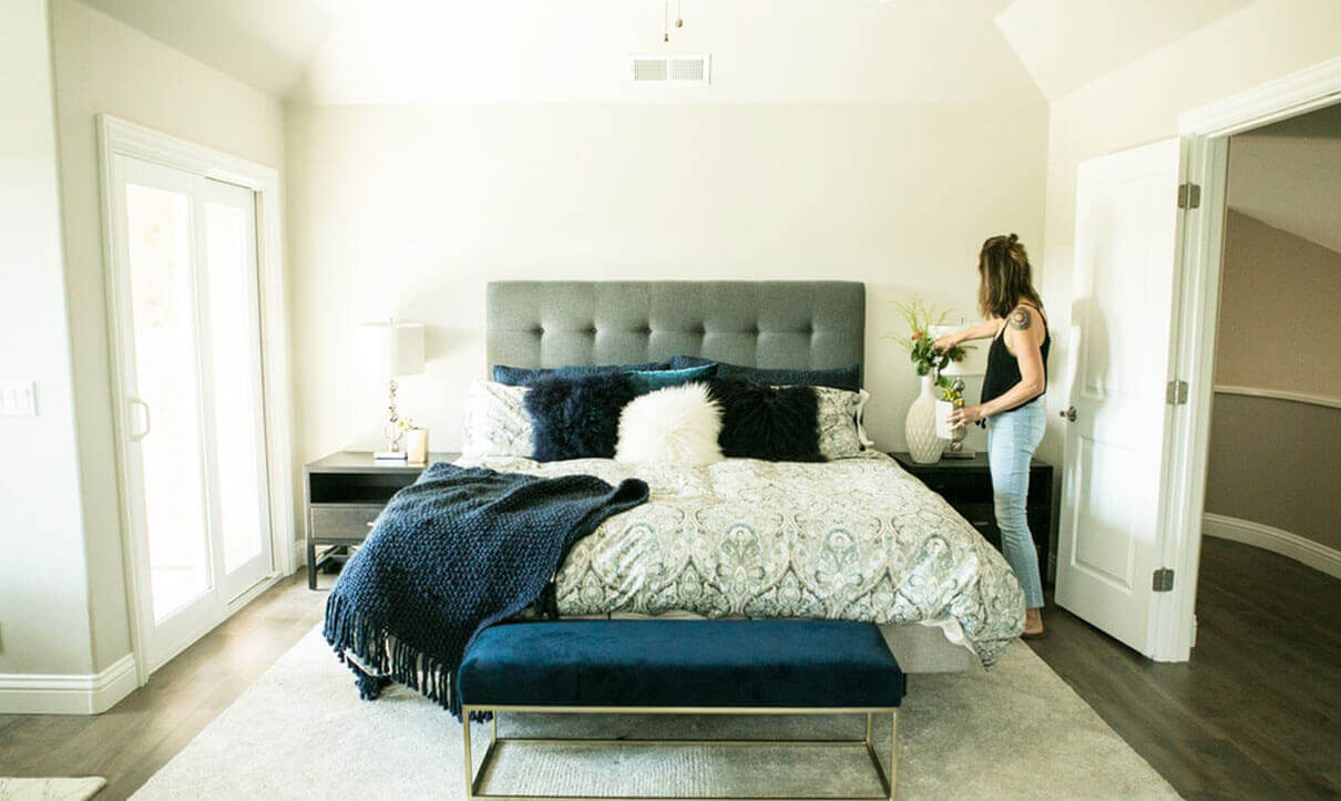sofa cleaning services in noida